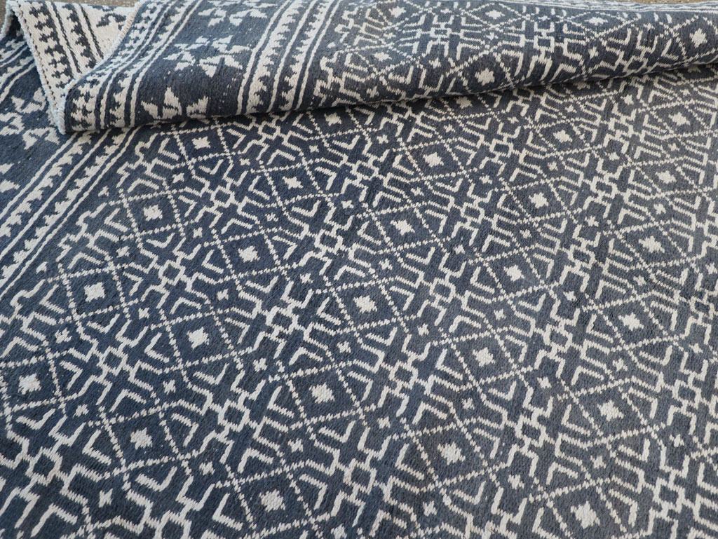 Vintage Persian Flatweave Long and Narrow Gallery Carpet, No.31557 - Gss