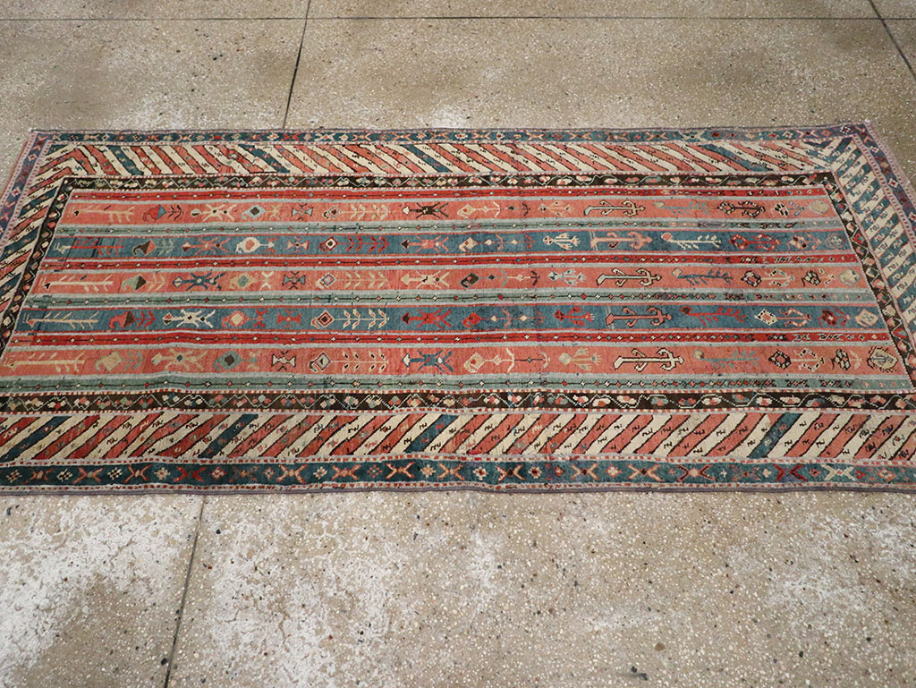 Antique Caucasian Karabagh Rug, No.31565 - Gss