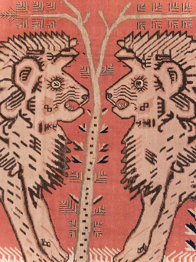 Antique Pictorial Khotan Rug, No.31574 - Gss