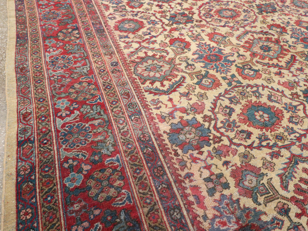 Antique Persian Mahal Carpet, No.31576 - Gss