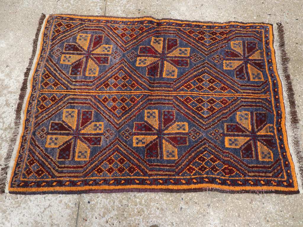 Vintage Persian Baluch Throw Rug, No.31582 - Gss