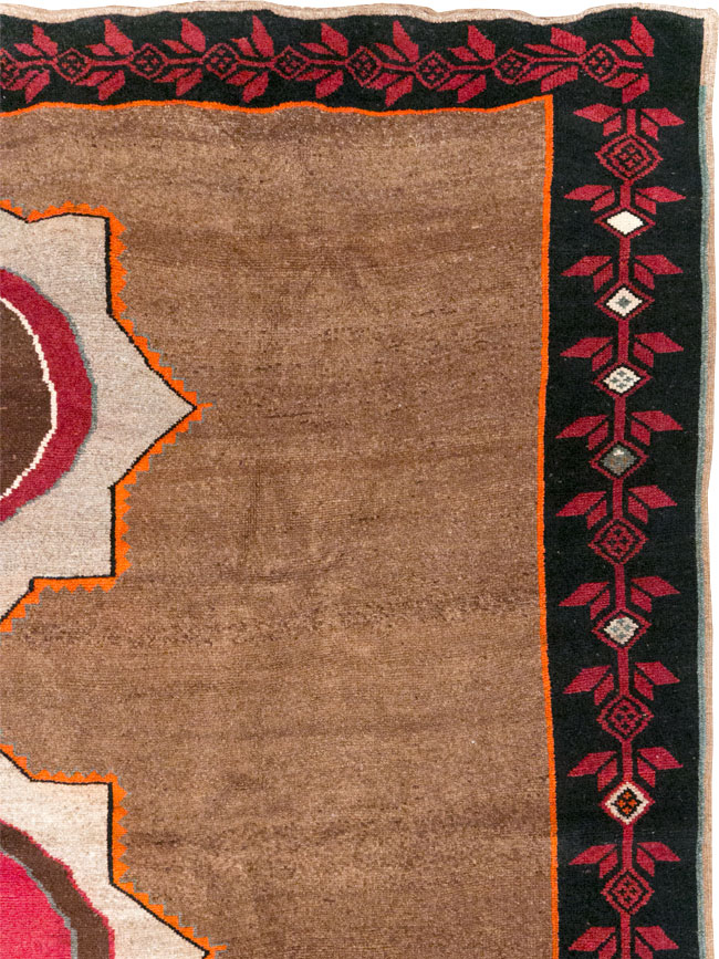 Vintage Turkish Anatolian Tribal Room Size Carpet, No.31584 - Gss