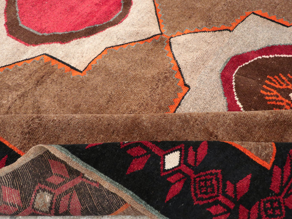 Vintage Turkish Anatolian Tribal Room Size Carpet, No.31584 - Gss