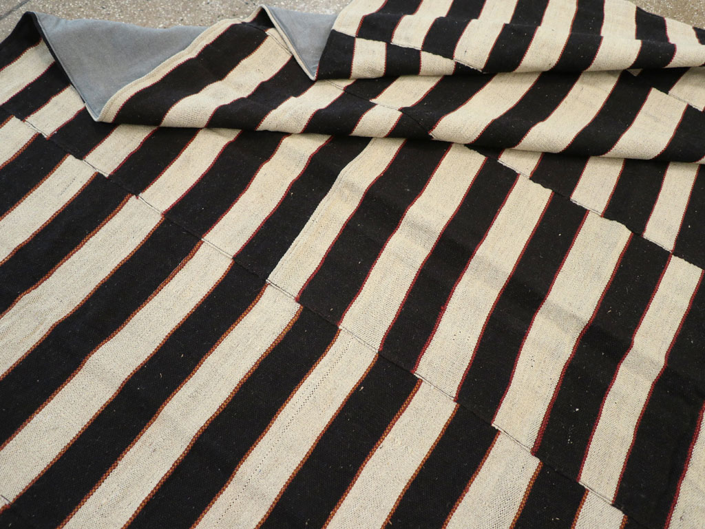 Modern Turkish Flatweave Kilim Room Size Carpet, No.31595 - Gss