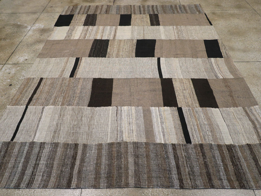 Modern Turkish Flatweave Room Size Carpet, No.31596 - Gss