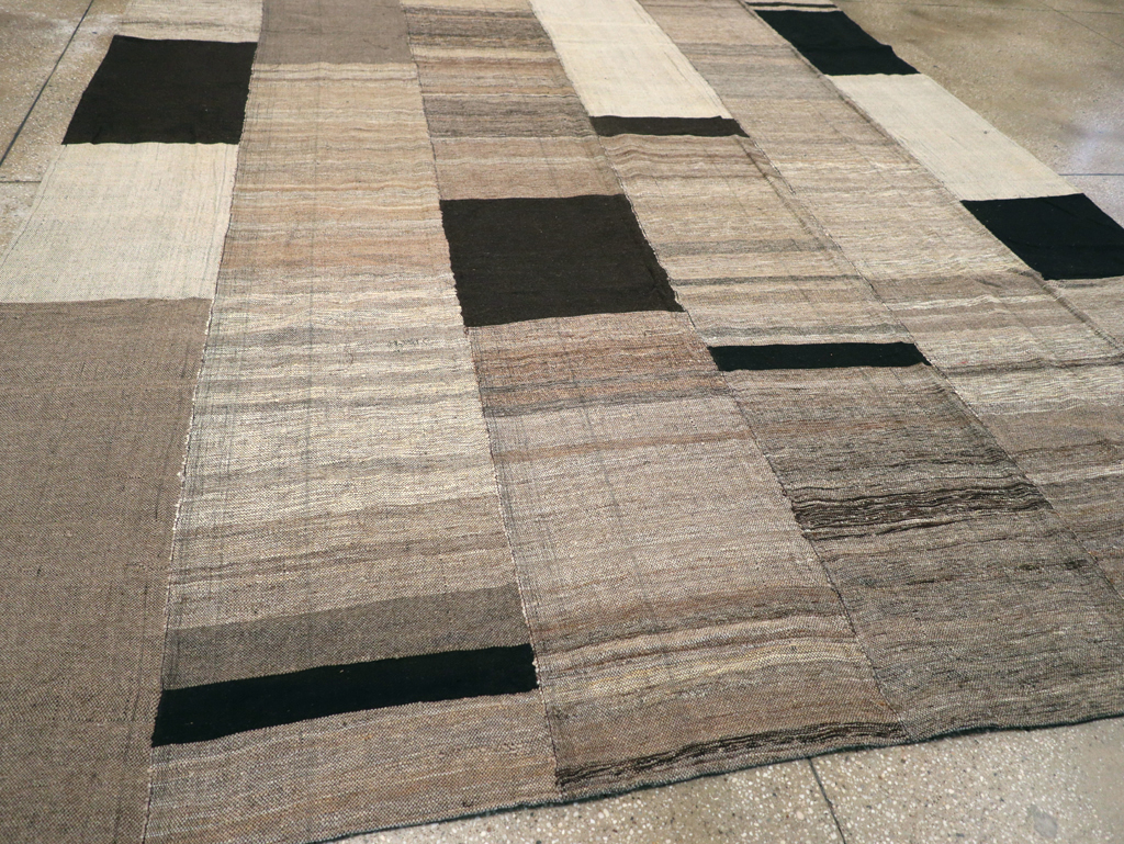 Modern Turkish Flatweave Room Size Carpet, No.31598 - Gss