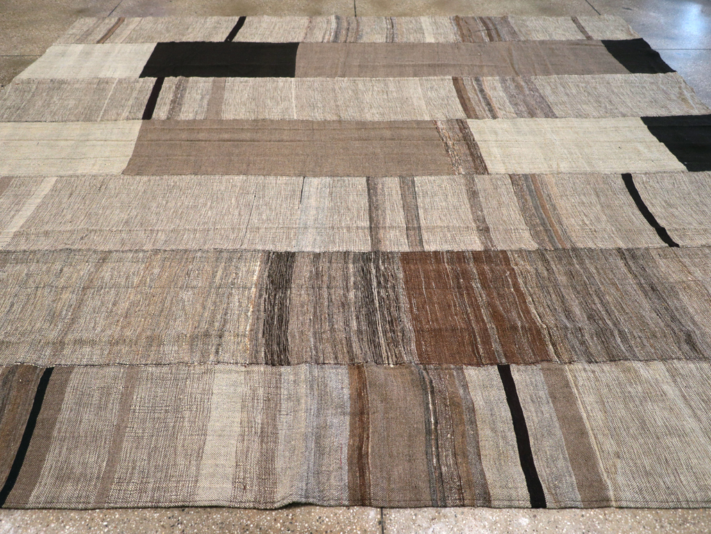 Modern Turkish Flatweave Kilim Square Room Size Carpet, No.31599 - Gss