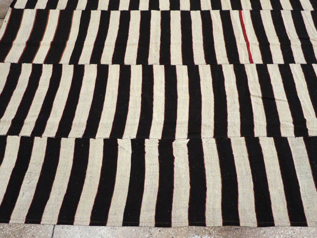 Modern Turkish Flatweave Kilim Room Size Carpet, No.31602 - Gss