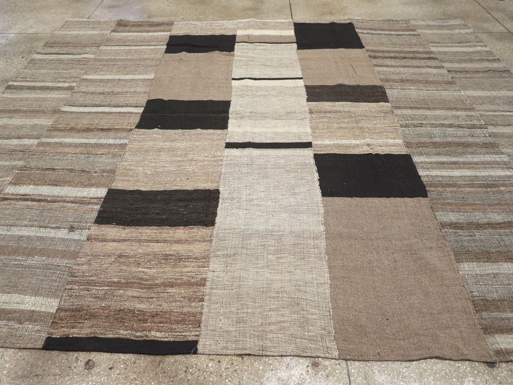 Modern Turkish Flatweave Room Size Carpet, No.31603 - Gss
