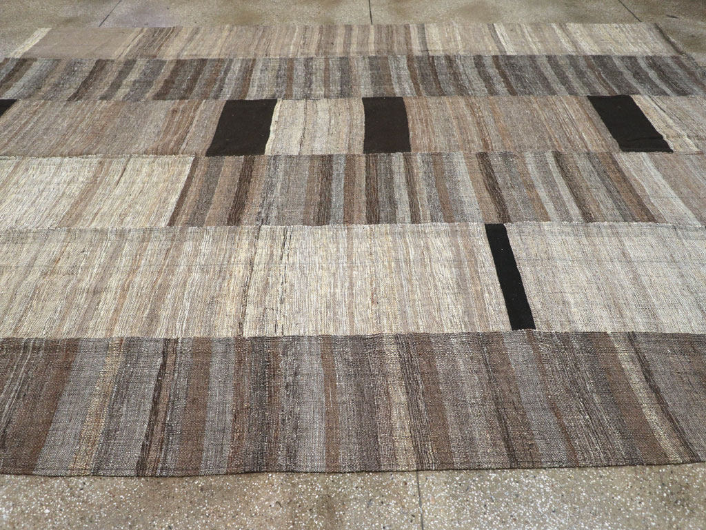 Modern Turkish Flatweave Room Size Carpet, No.31607 - Gss