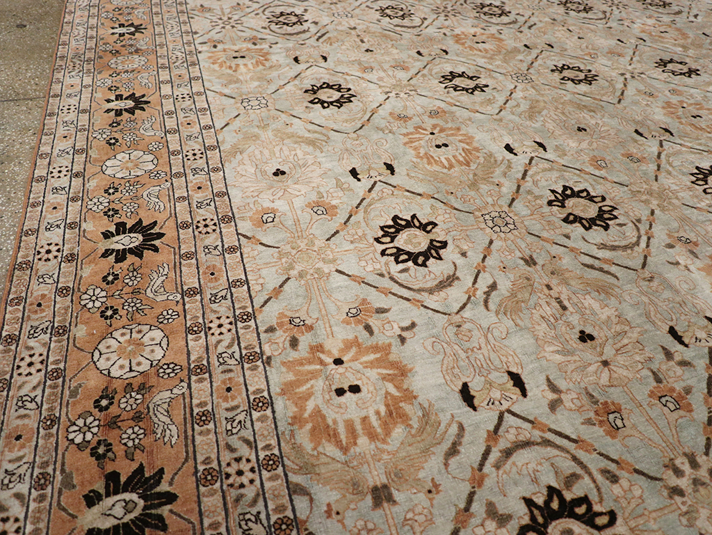 Antique Persian Varamin Room Size Carpet, No.31611 - Gss