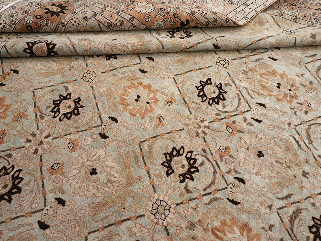 Antique Persian Varamin Room Size Carpet, No.31611 - Gss