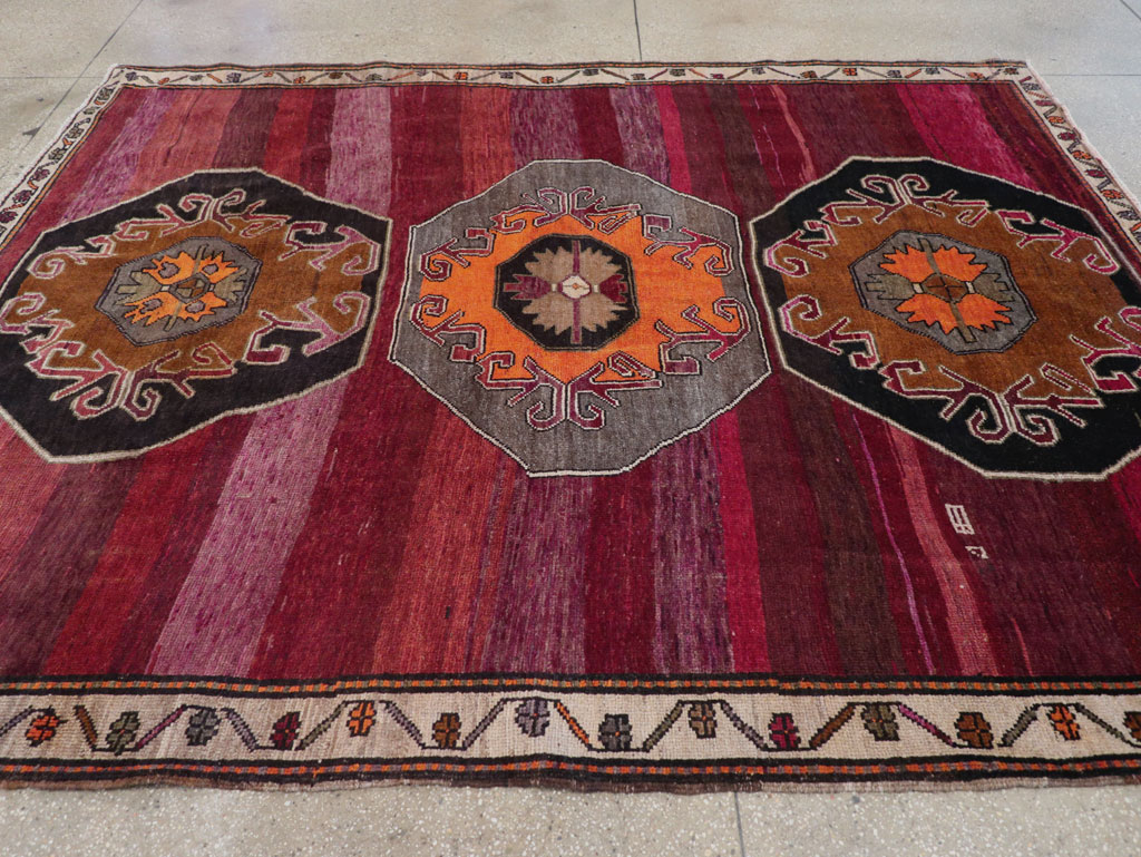 Vintage Turkish Anatolian Small Tribal Room Size Carpet, No.31629 - Gss
