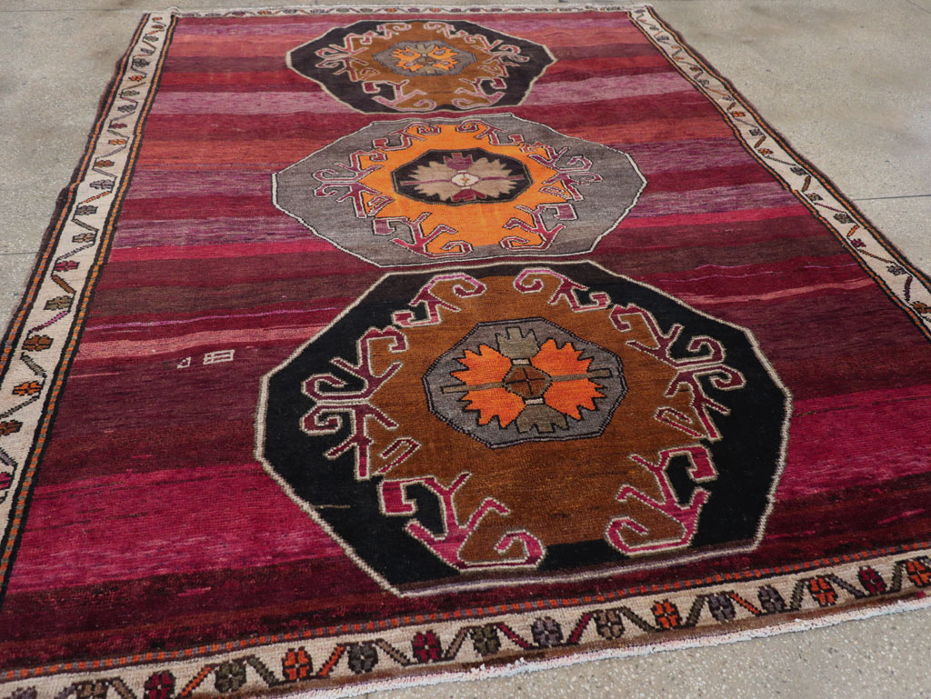 Vintage Turkish Anatolian Small Tribal Room Size Carpet, No.31629 - Gss