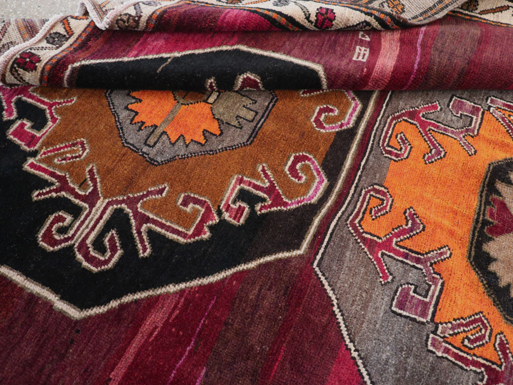 Vintage Turkish Anatolian Small Tribal Room Size Carpet, No.31629 - Gss