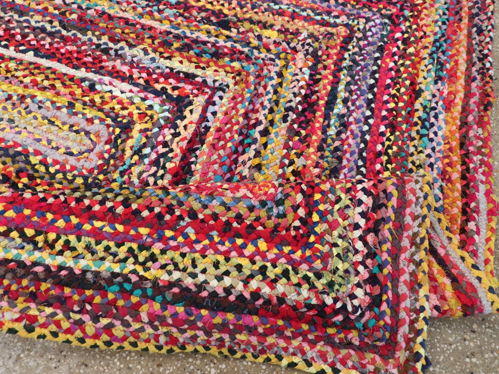 Vintage American Braided Accent Rug, No.31643 - Gss