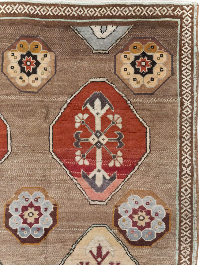 Vintage Turkish Anatolian Tribal Room Size Carpet, No.31649 - Gss