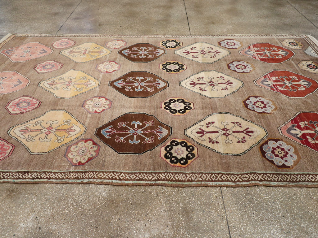 Vintage Turkish Anatolian Tribal Room Size Carpet, No.31649 - Gss