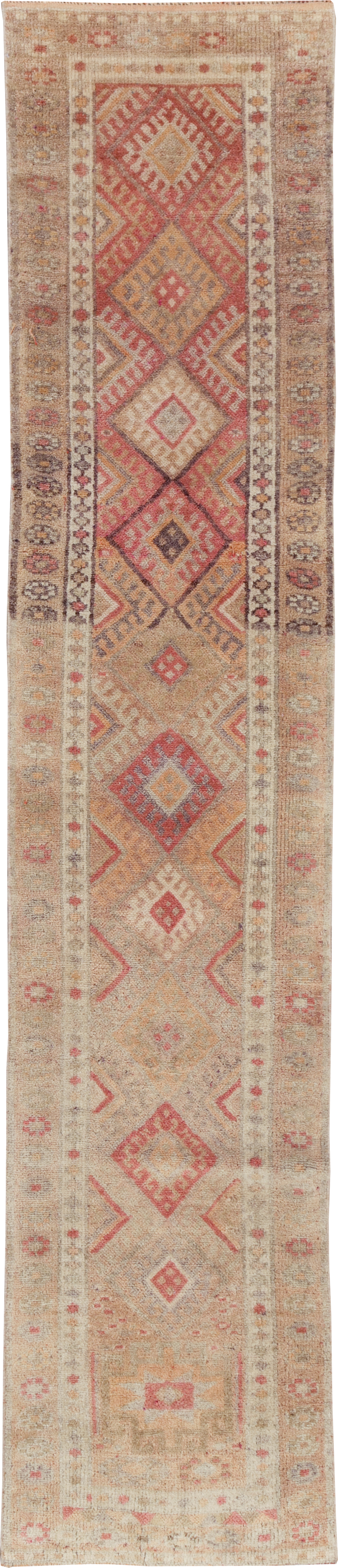 Vintage Turkish Anatolian Small Runner, No.31652 - Gss