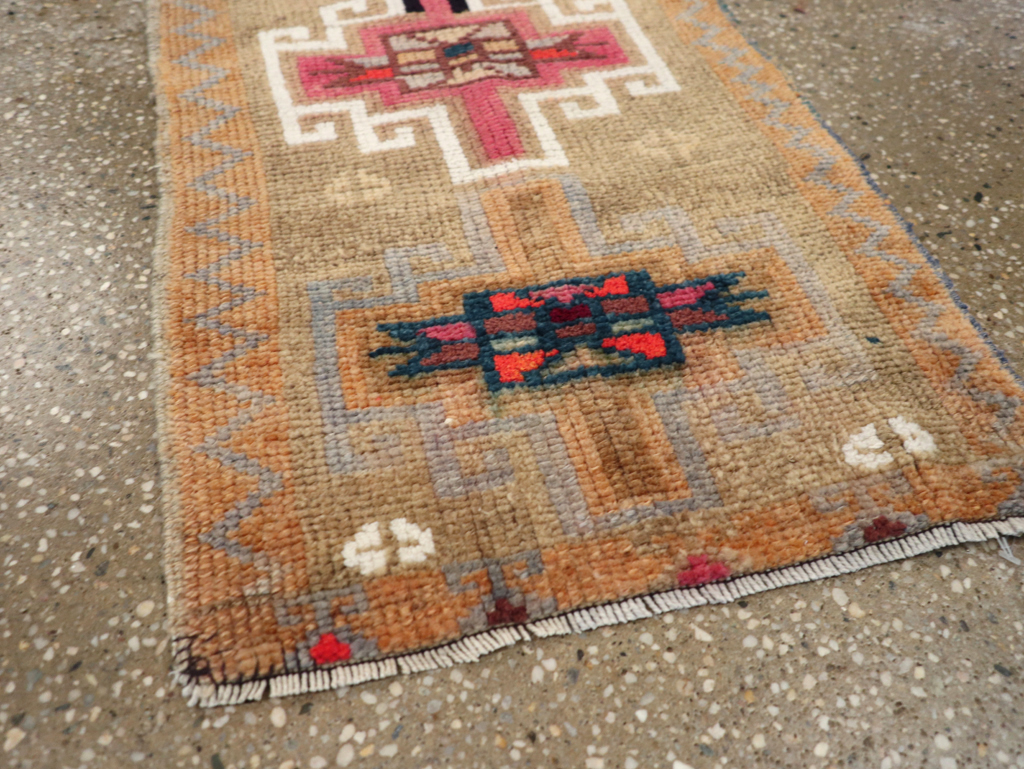 Vintage Turkish Anatolian Throw Rug, No.31663 - Gss