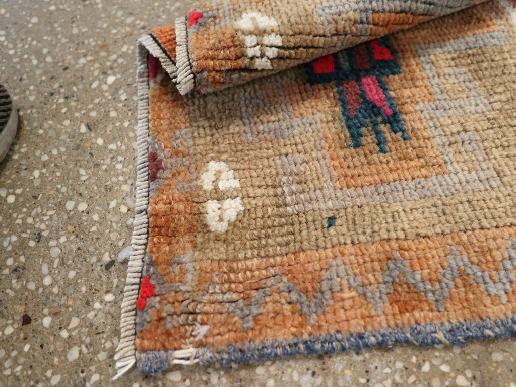 Vintage Turkish Anatolian Throw Rug, No.31663 - Gss