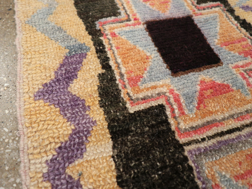 Vintage Turkish Anatolian Throw Rug, No.31664 - Gss