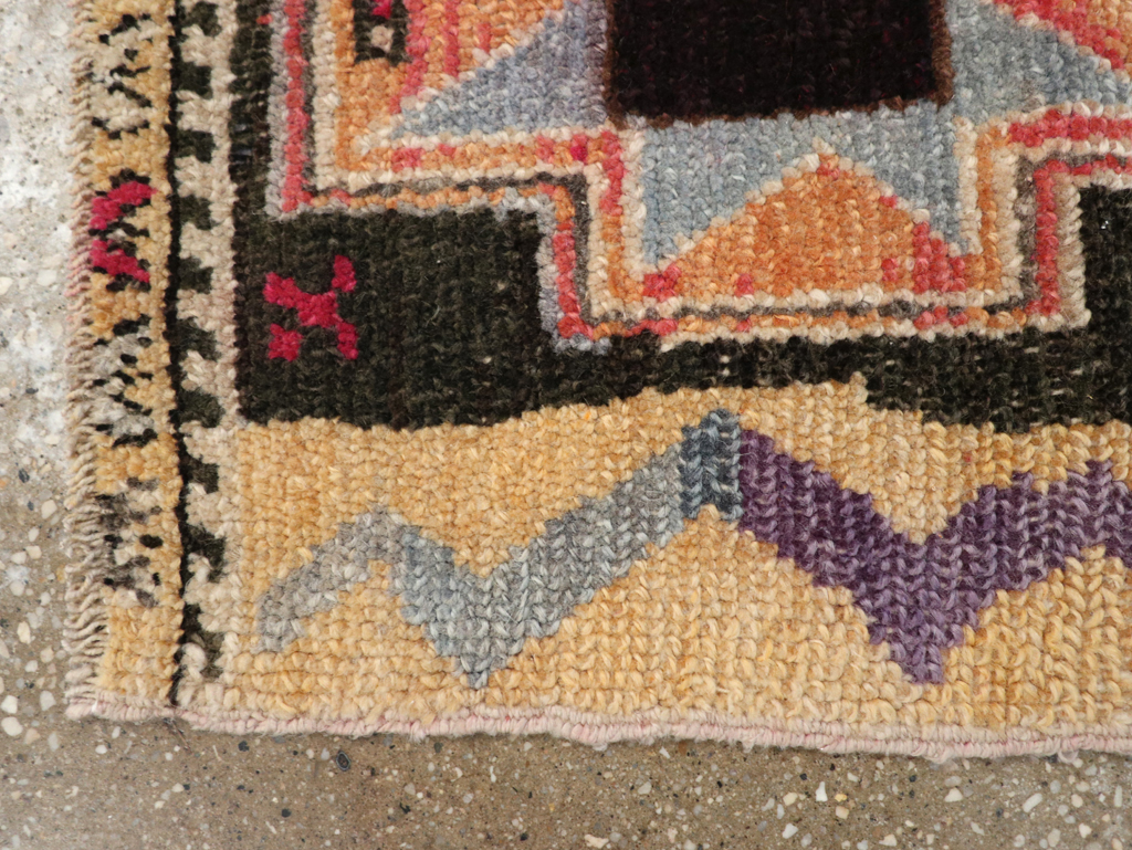 Vintage Turkish Anatolian Throw Rug, No.31664 - Gss