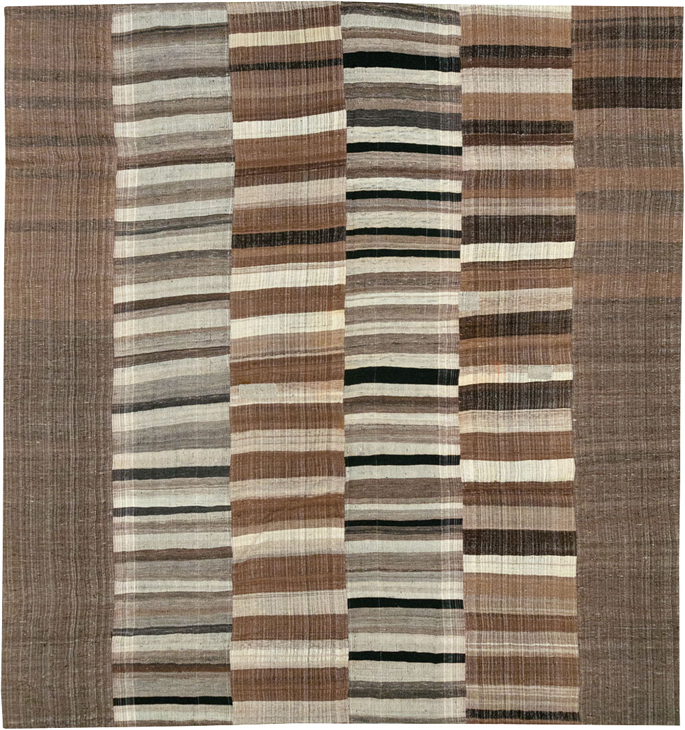 Modern Turkish Flatweave Kilim Square Room Size Carpet, No.31675 - Gss