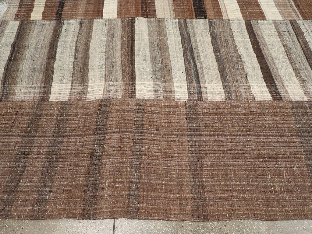 Modern Turkish Flatweave Kilim Square Room Size Carpet, No.31675 - Gss