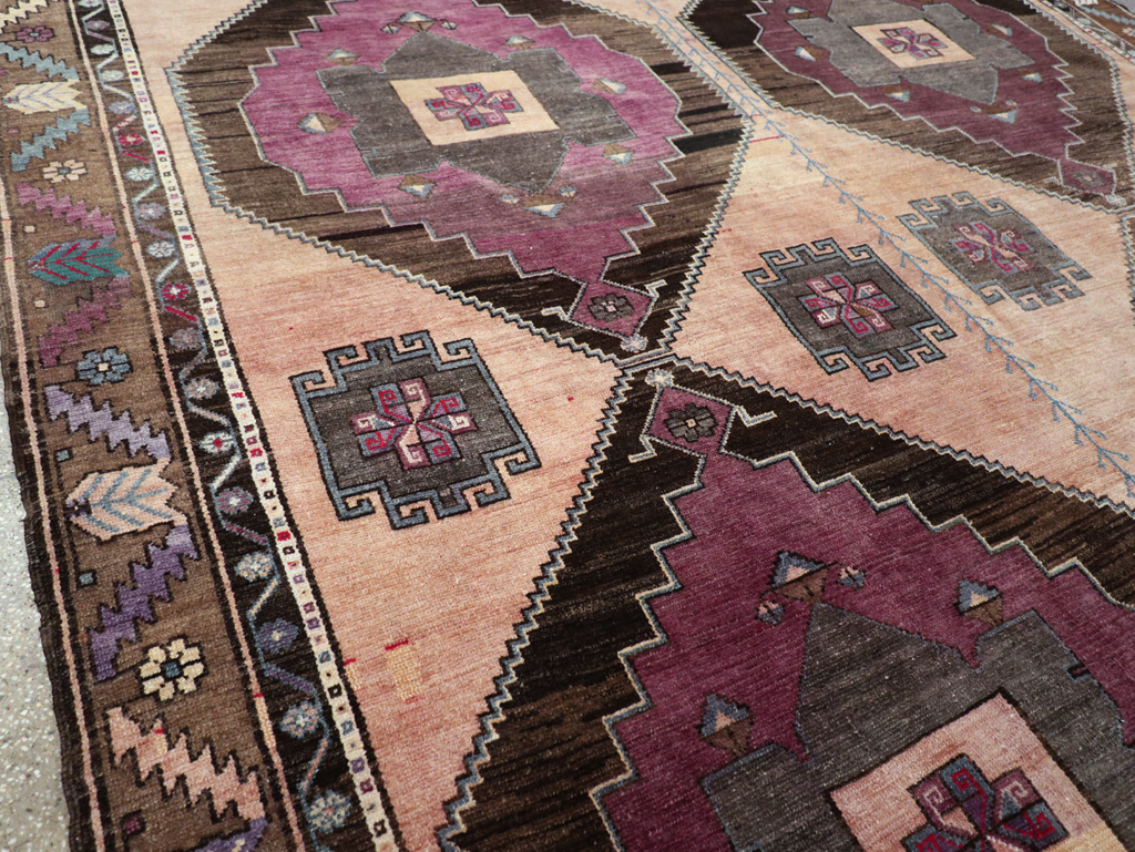 Vintage Turkish Anatolian Tribal Long Room Size Carpet, No.31692 - Gss