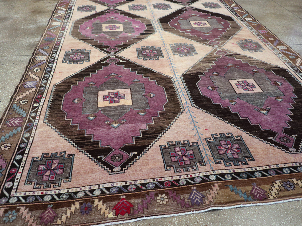 Vintage Turkish Anatolian Tribal Long Room Size Carpet, No.31692 - Gss