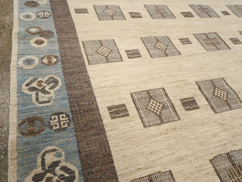 Modern East Turkestan Khotan Room Size Carpet, No.31724 - Gss