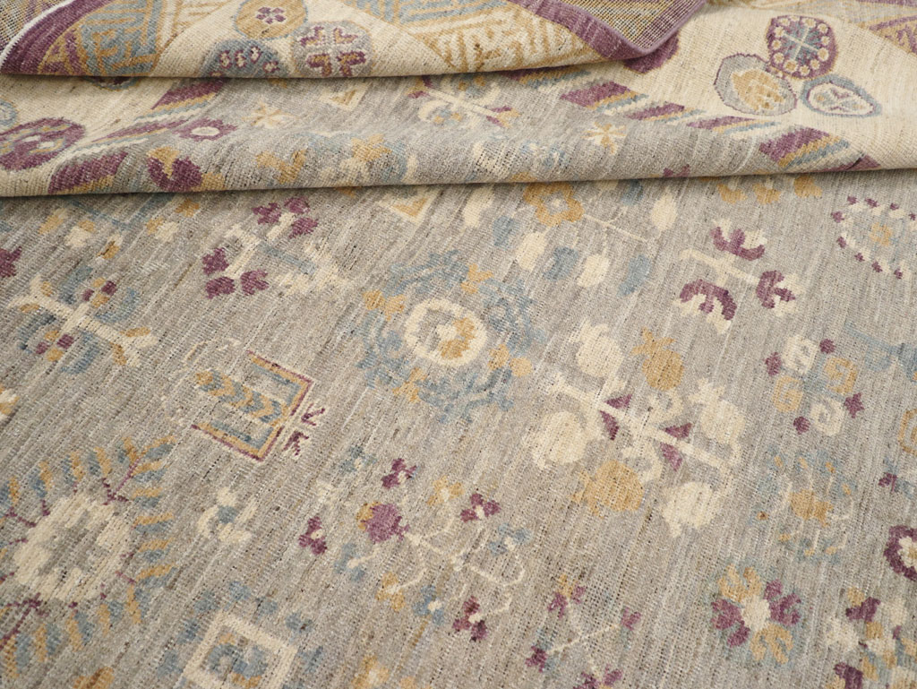 Modern East Turkestan Khotan Room Size Carpet, No.31731 - Gss