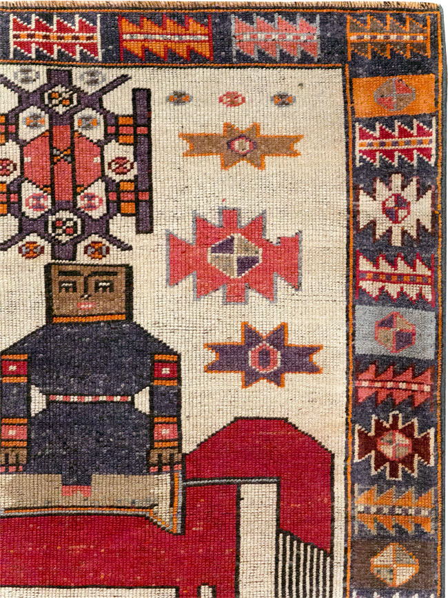 Vintage Persian Pictorial Bakhtiari Accent Rug, No.31742 - Gss