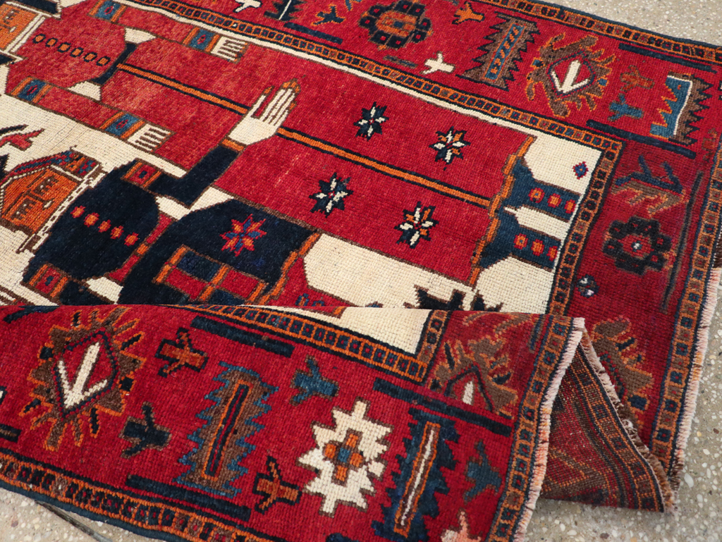 Vintage Bakhtiari Pictorial Rug, No.31746 - Gss