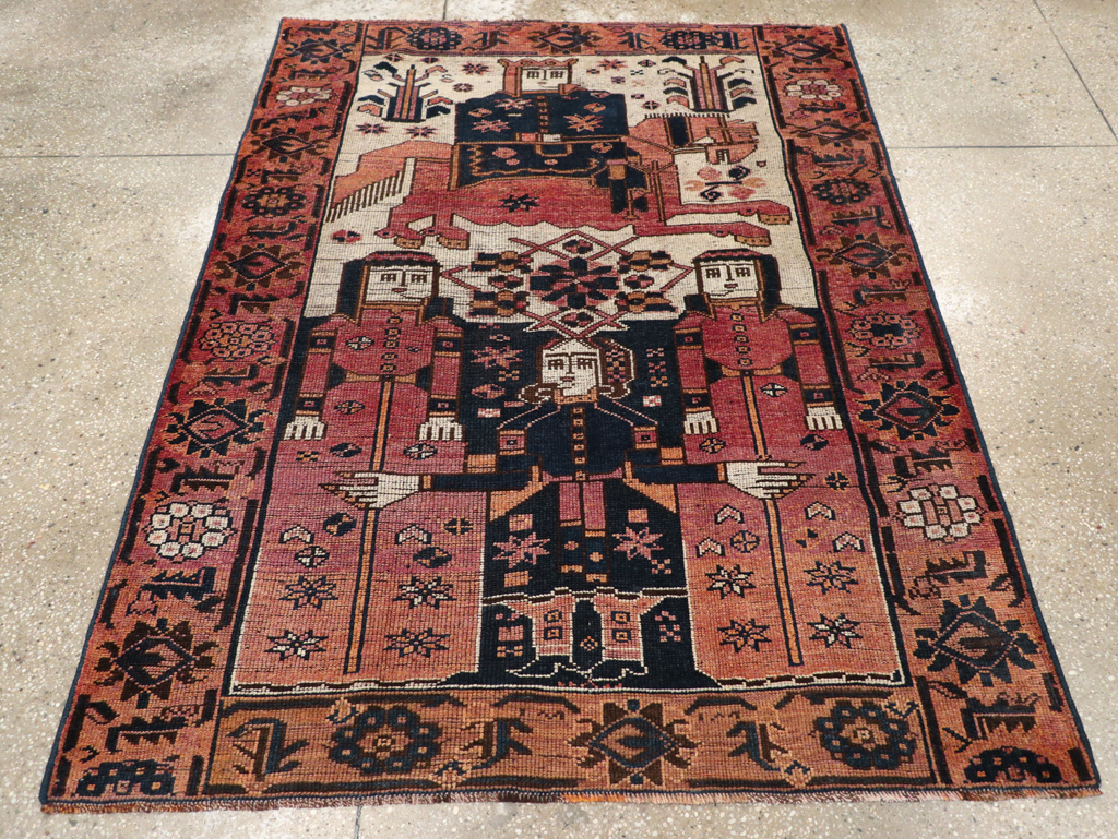 Vintage Persian Bakhtiari Rug, No.31747 - Gss