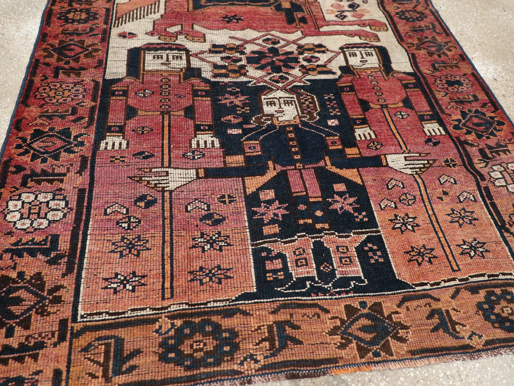 Vintage Persian Bakhtiari Rug, No.31747 - Gss