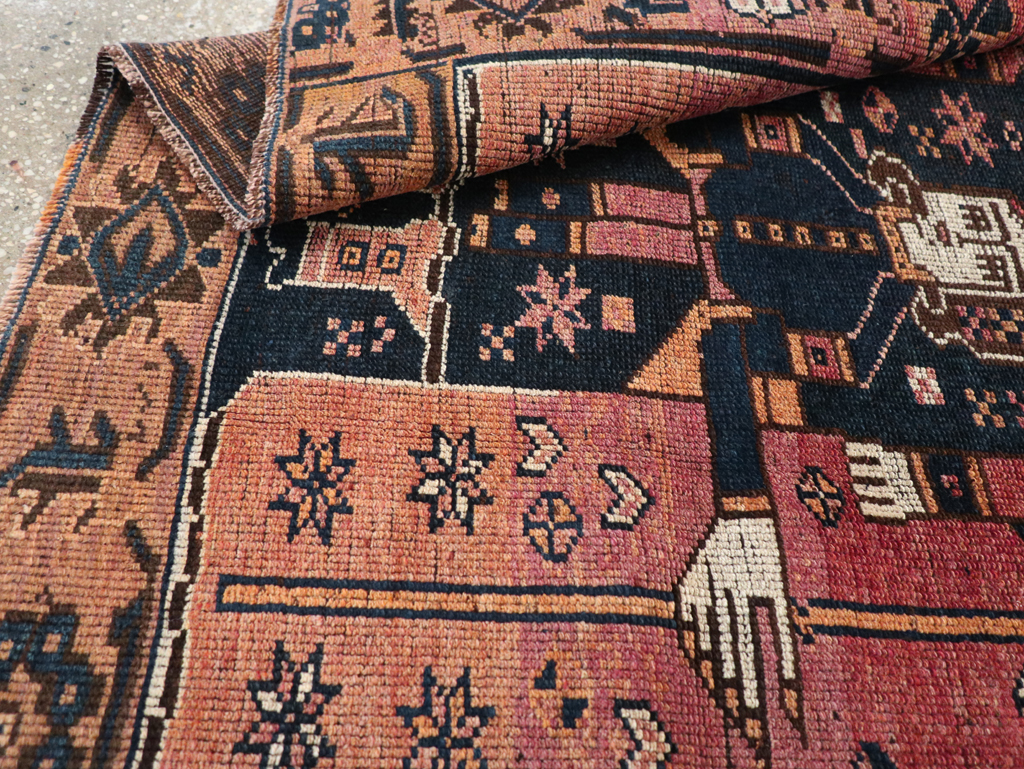 Vintage Persian Bakhtiari Rug, No.31747 - Gss