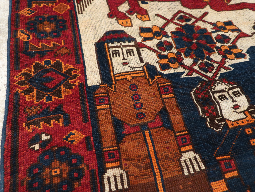 Vintage Persian Bakhtiari Pictorial Rug, No.31749 - Gss