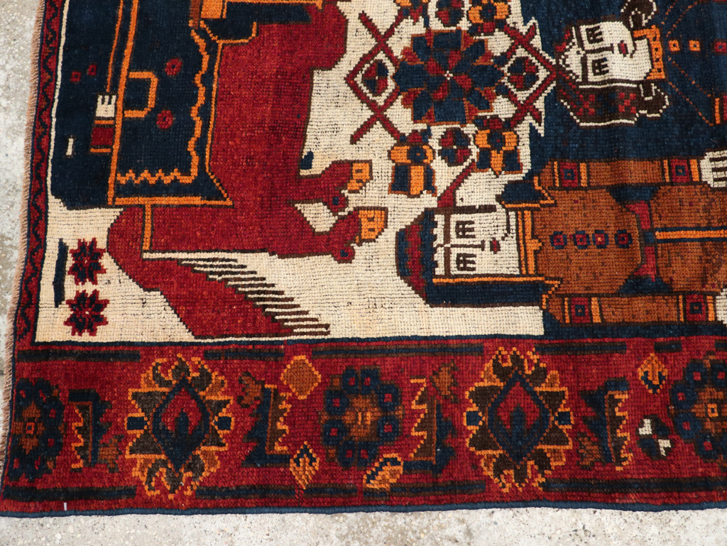 Vintage Persian Bakhtiari Pictorial Rug, No.31749 - Gss