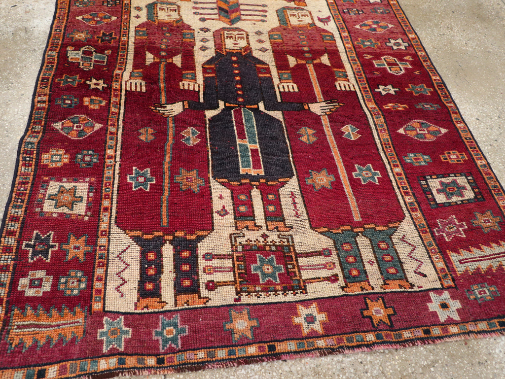 Vintage Persian Bakhtiari Pictorial Rug, No.31752 - Gss