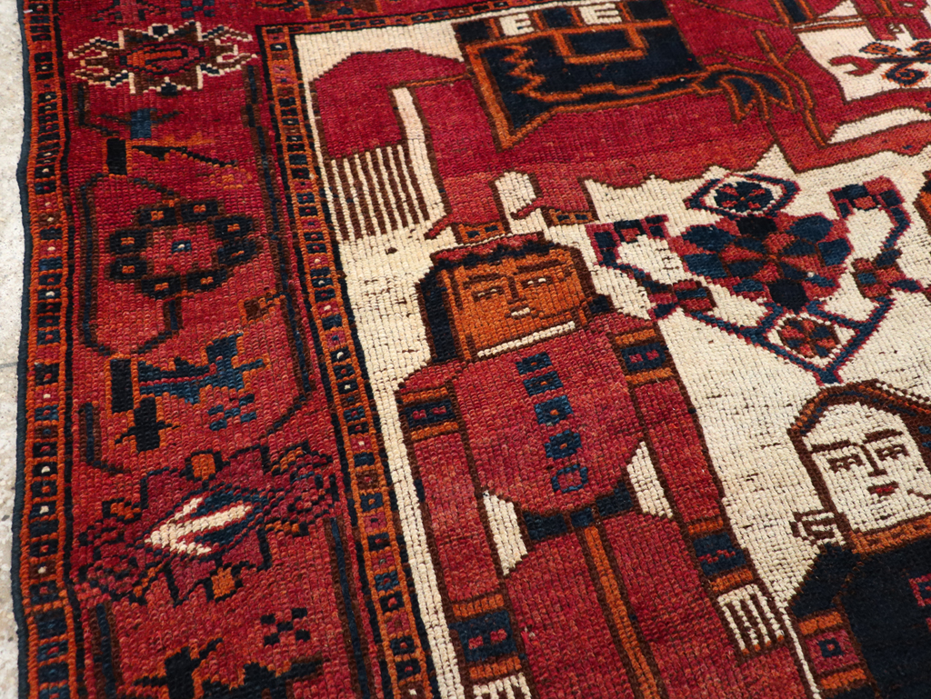Vintage Persian Bakhtiari Pictorial Rug, No.31754 - Gss