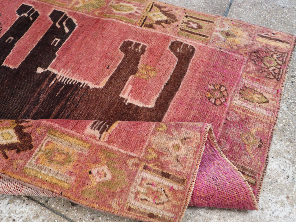 Vintage Persian Pictorial Shiraz Throw Rug, No.31777 - Gss