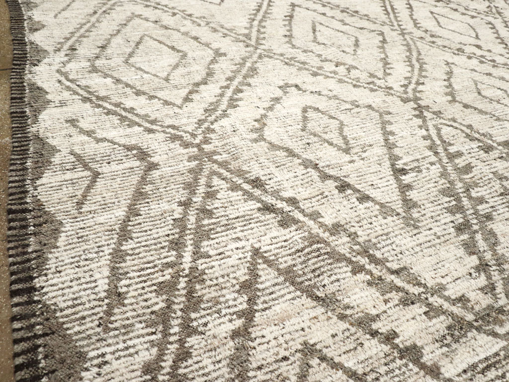 Contemporary Moroccan Inspired Turkish Large Room Size Carpet, No.31786 - Gss