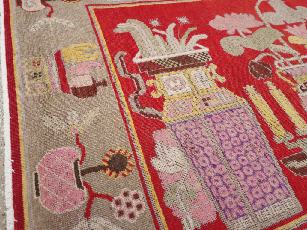 Antique East Turkestan Pictorial Vase Khotan Rug, No.31790 - Gss