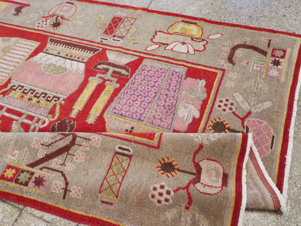 Antique East Turkestan Pictorial Vase Khotan Rug, No.31790 - Gss