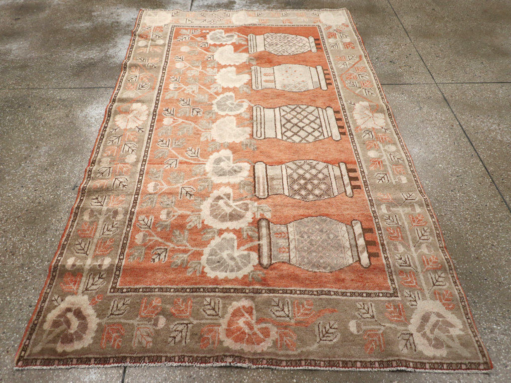 Antique East Turkestan Pictorial Vase Khotan Accent Rug, No.31791 - Gss