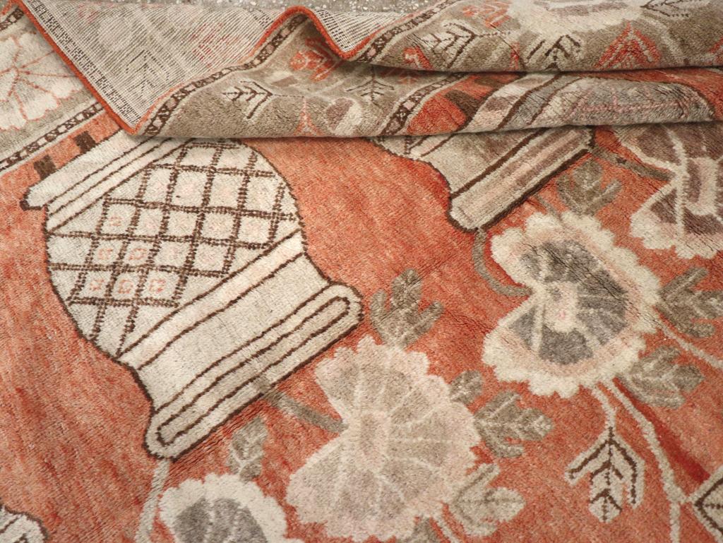 Antique East Turkestan Pictorial Vase Khotan Accent Rug, No.31791 - Gss