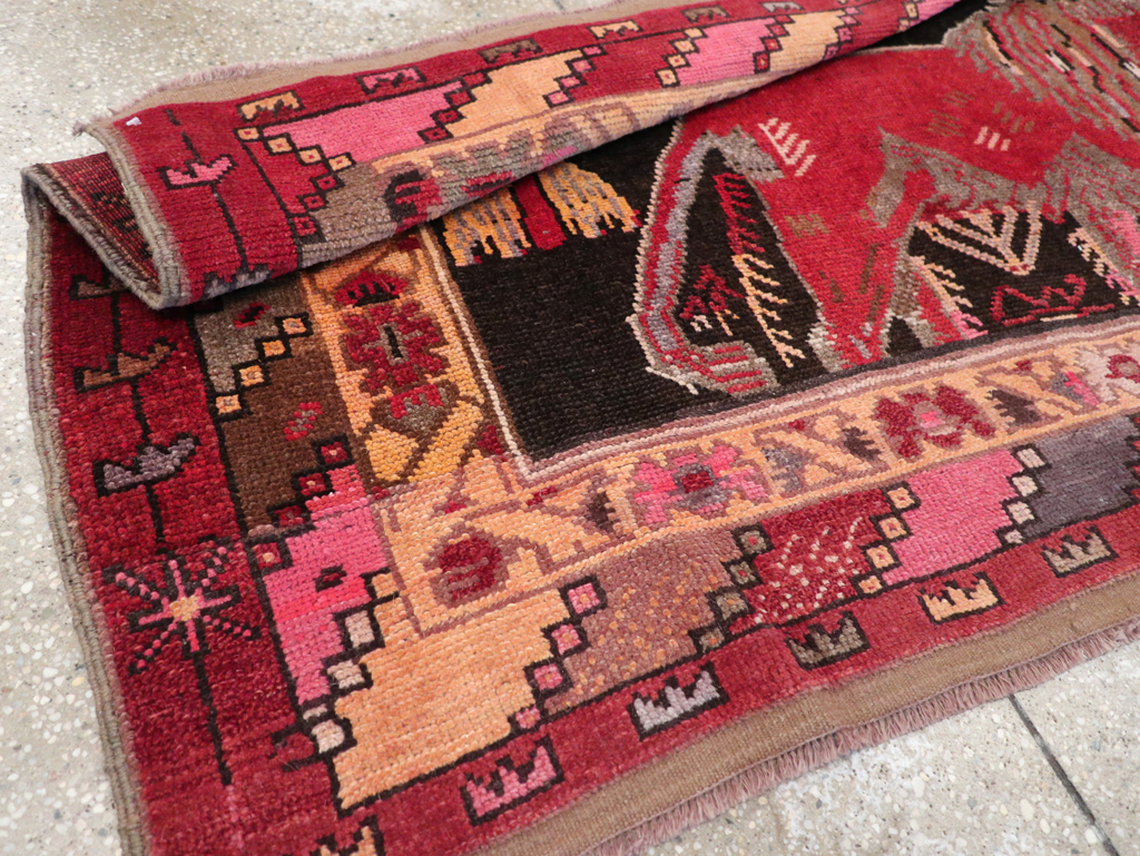 Vintage Turkish Pictorial Throw Rug, No.31802 - Gss