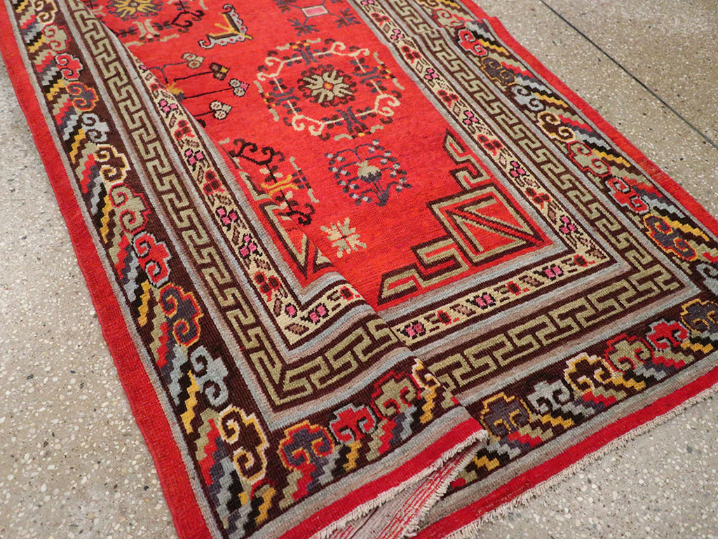 Antique East Turkestan Khotan Gallery Rug, No.31819 - Gss